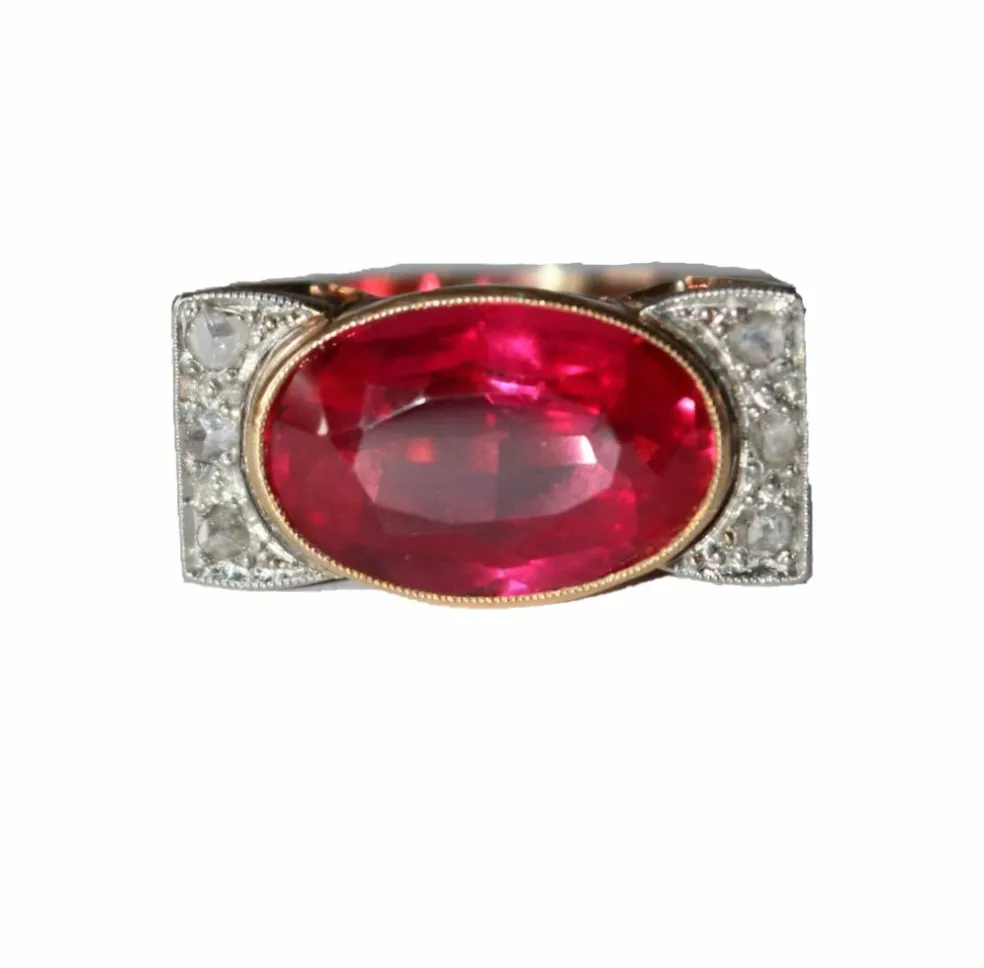 Bague Tank Or Jaune Et Platine, Saphir rose Verneuil Et Diamants