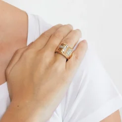 Bague Tank or jaune platine et diamants