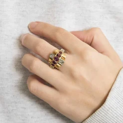 Bague Tank or jaune rubis et diamants