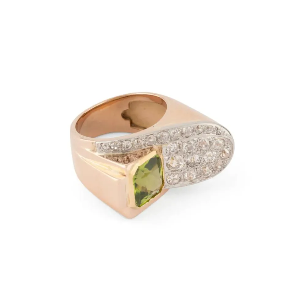 Bague tank or rose et platine en diamant et péridot