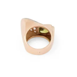 Bague tank or rose et platine en diamant et péridot