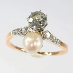 Bague Toi & Moi diamants et perle