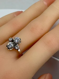 Bague Toi & Moi diamants vers 1930