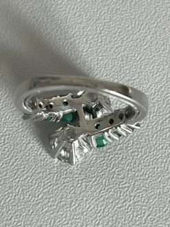 Bague Toi & Moi Or Gris Emeraudes Diamants
