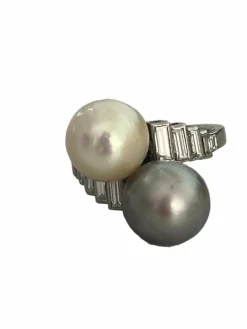 Bague Toi & Moi Or Gris, Perles Akoya et Tahiti, Diamants