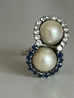 Bague Toi & Moi Or Gris Platine Perles Saphirs Diamants
