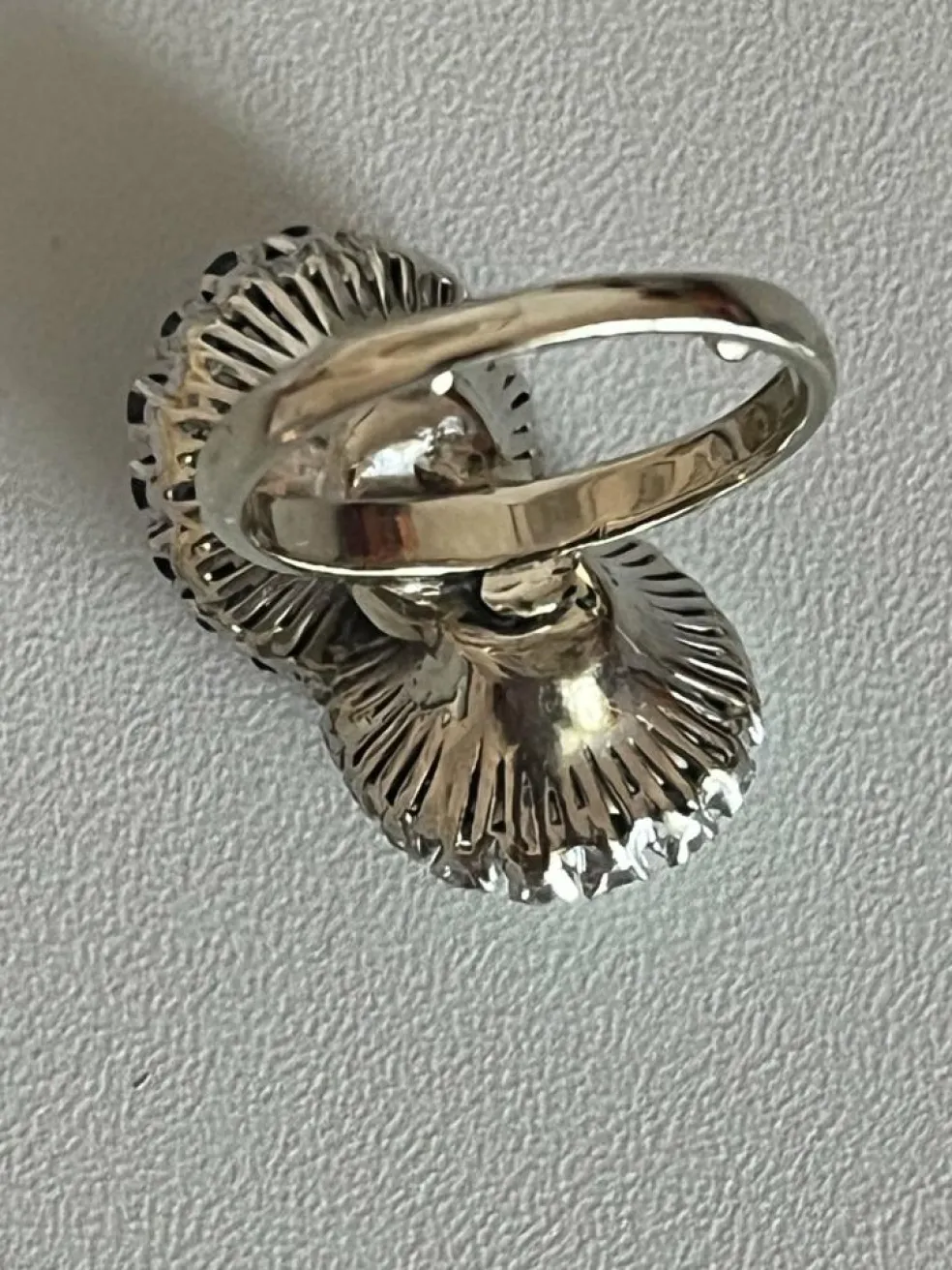 Bague Toi & Moi Or Gris Platine Perles Saphirs Diamants