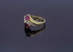Bague Toi & Moi or jaune, rubis taille poire