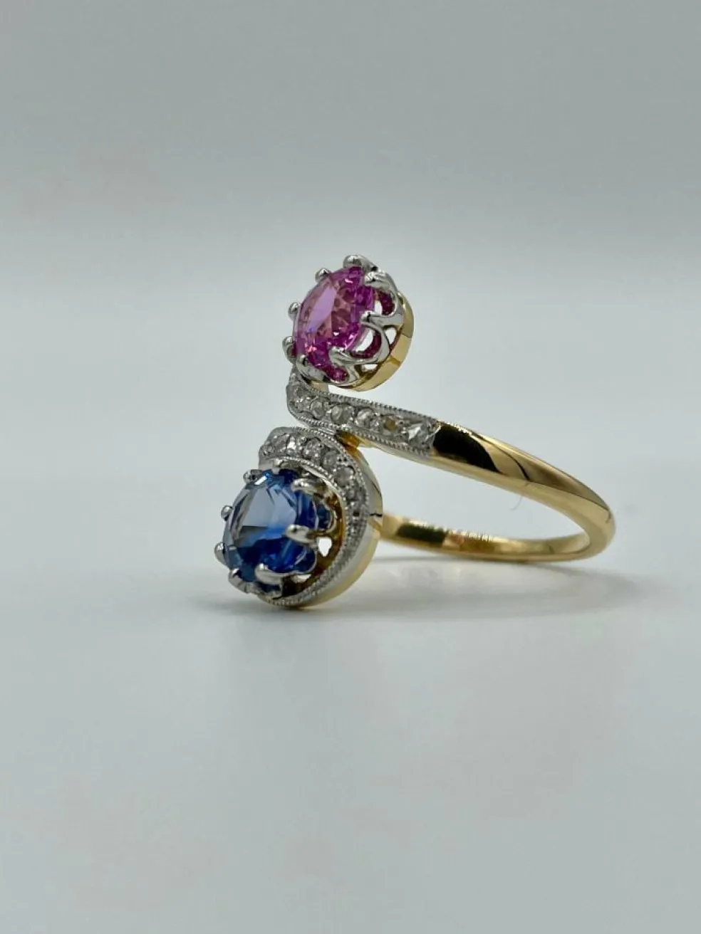 Bague Toi & Moi saphirs rose et bleu