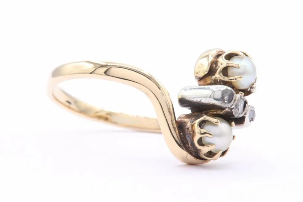 Bague Toi et moi Art Nouveau en or jaune et argent sertie de perles et de diamants