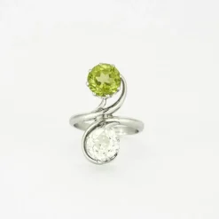 Bague Toi et Moi diamant et péridot