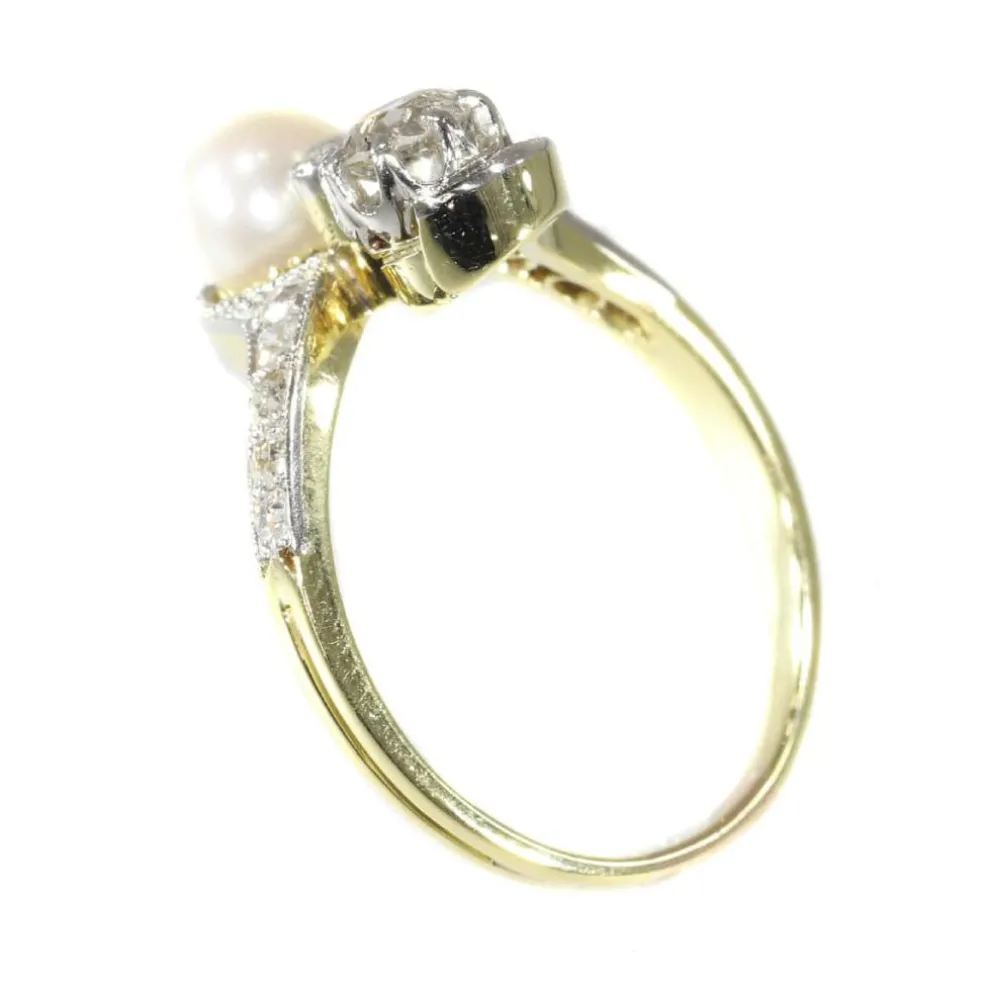 Bague toi et moi, diamant et perle