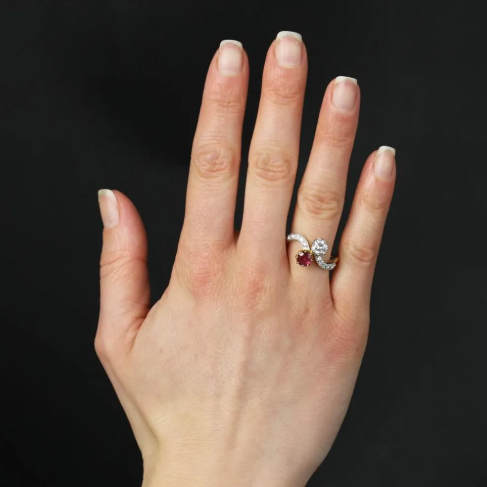 Bague toi et moi diamants et rubis