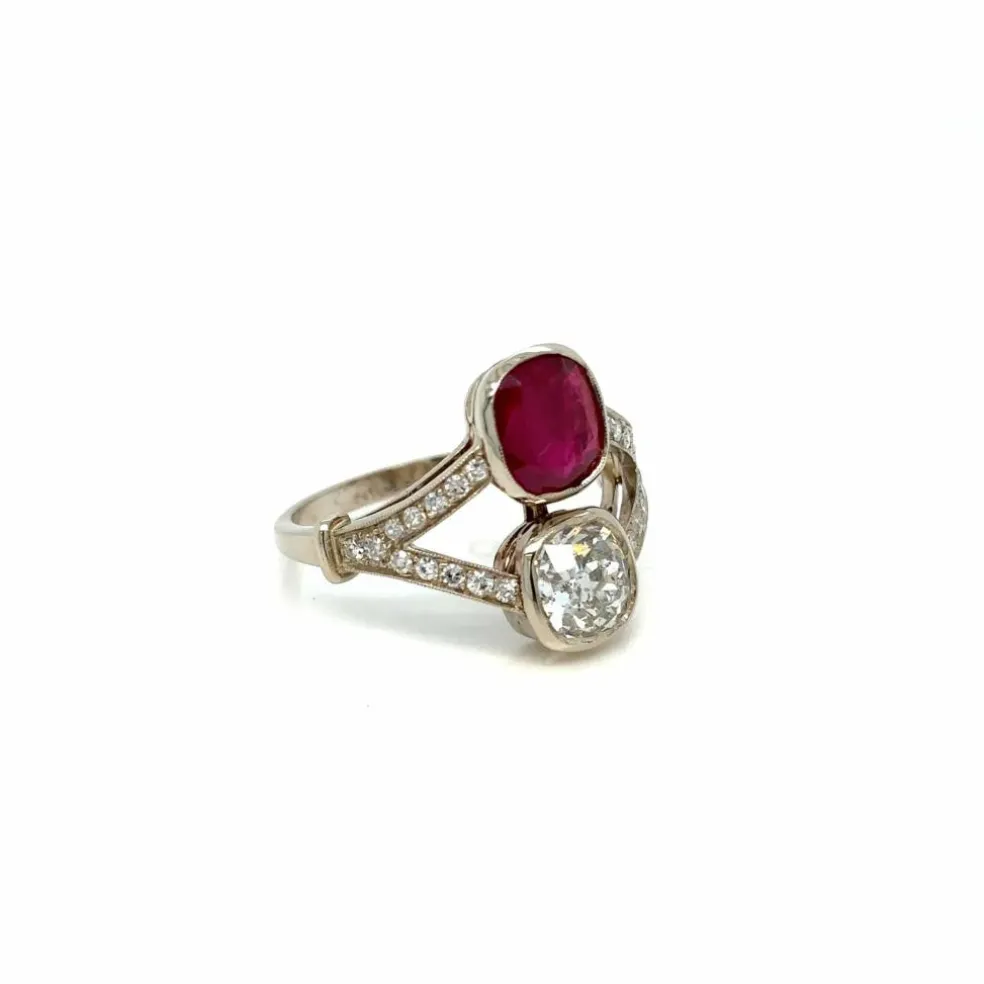 Bague "Toi et Moi" en diamant rubis naturel non chauffé certifié victorien
