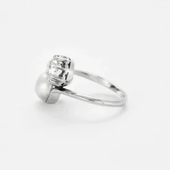 Bague Toi et Moi en or blanc diamant perle