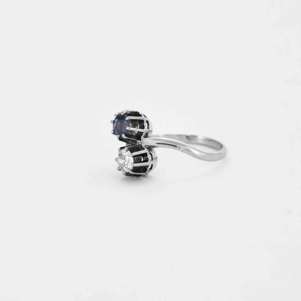 Bague "Toi et Moi" en or gris saphir et diamant