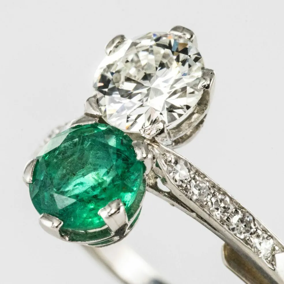 Bague toi et moi émeraude et diamants