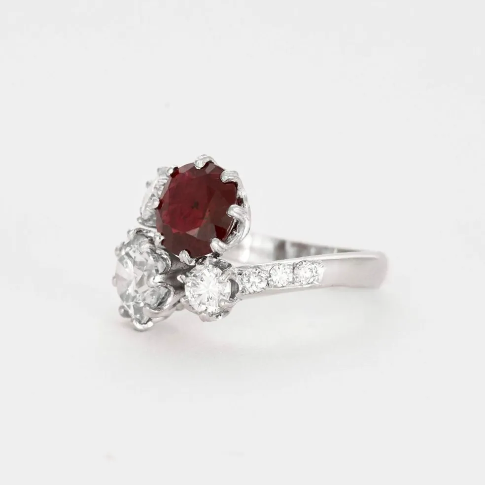 Bague Toi et Moi or gris diamants et rubis