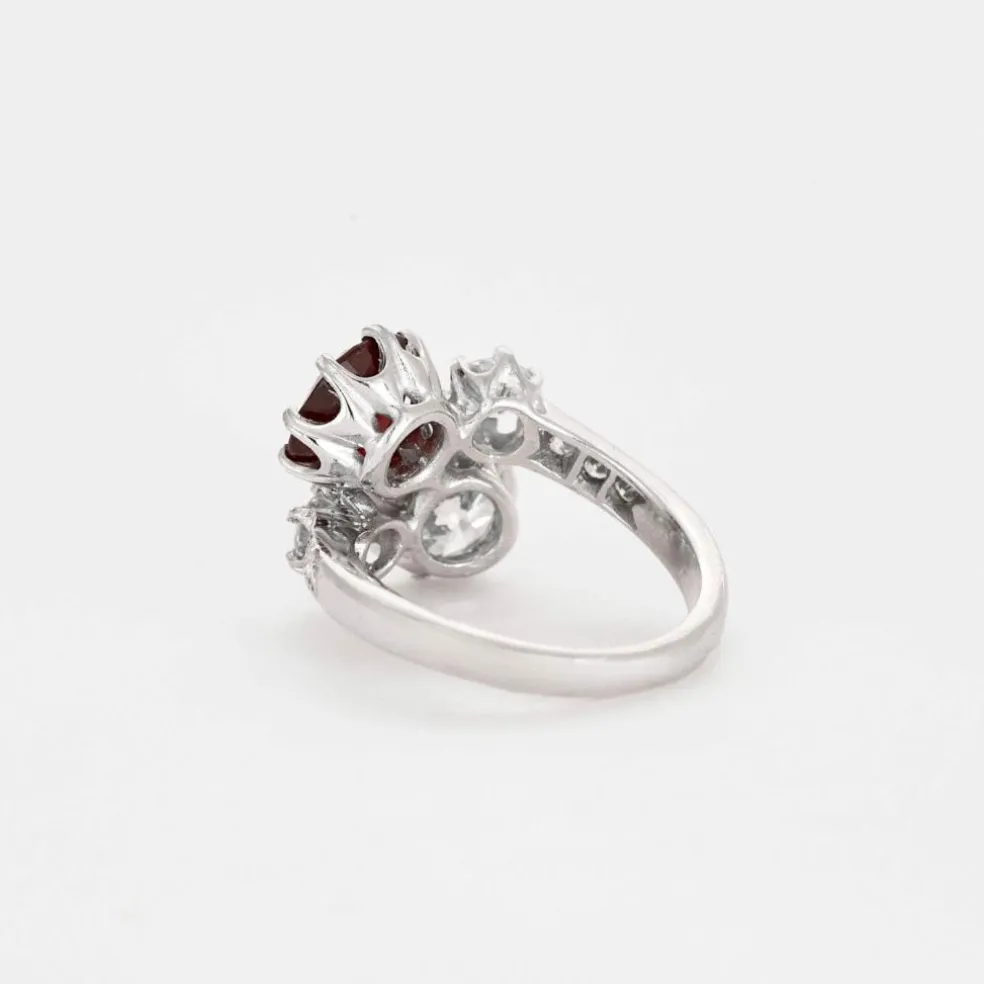 Bague Toi et Moi or gris diamants et rubis