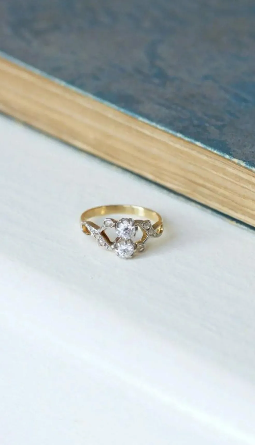 Bague "Toi et Moi" Or jaune Platine Diamants