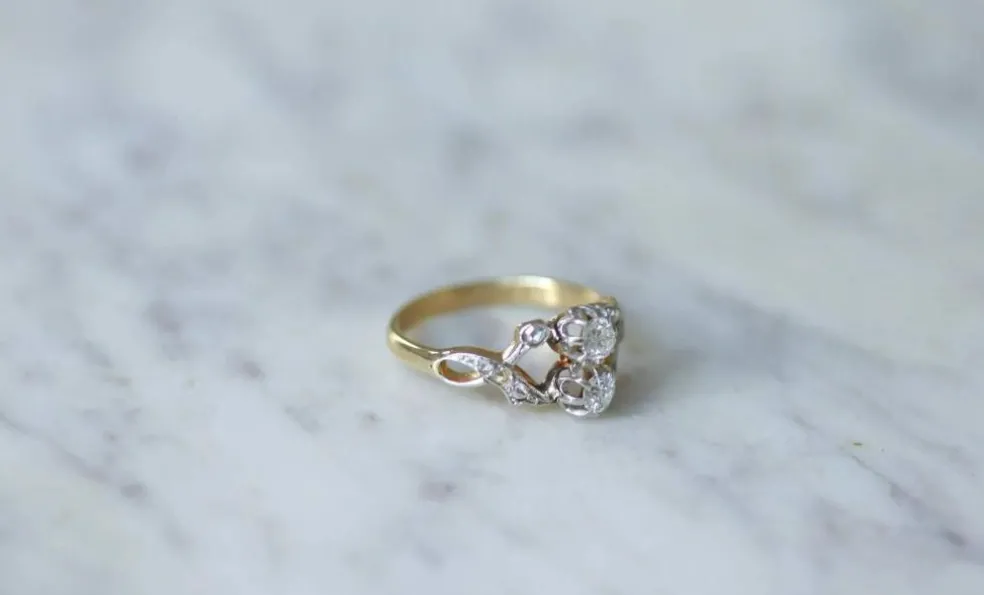 Bague "Toi et Moi" Or jaune Platine Diamants