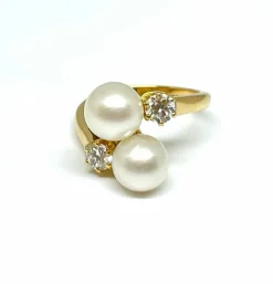 Bague toi et moi perles et diamants