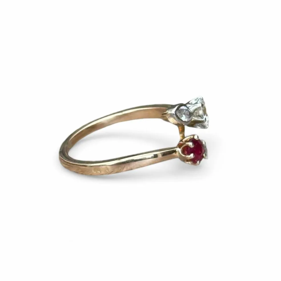 Bague Toi et Moi rubis diamants