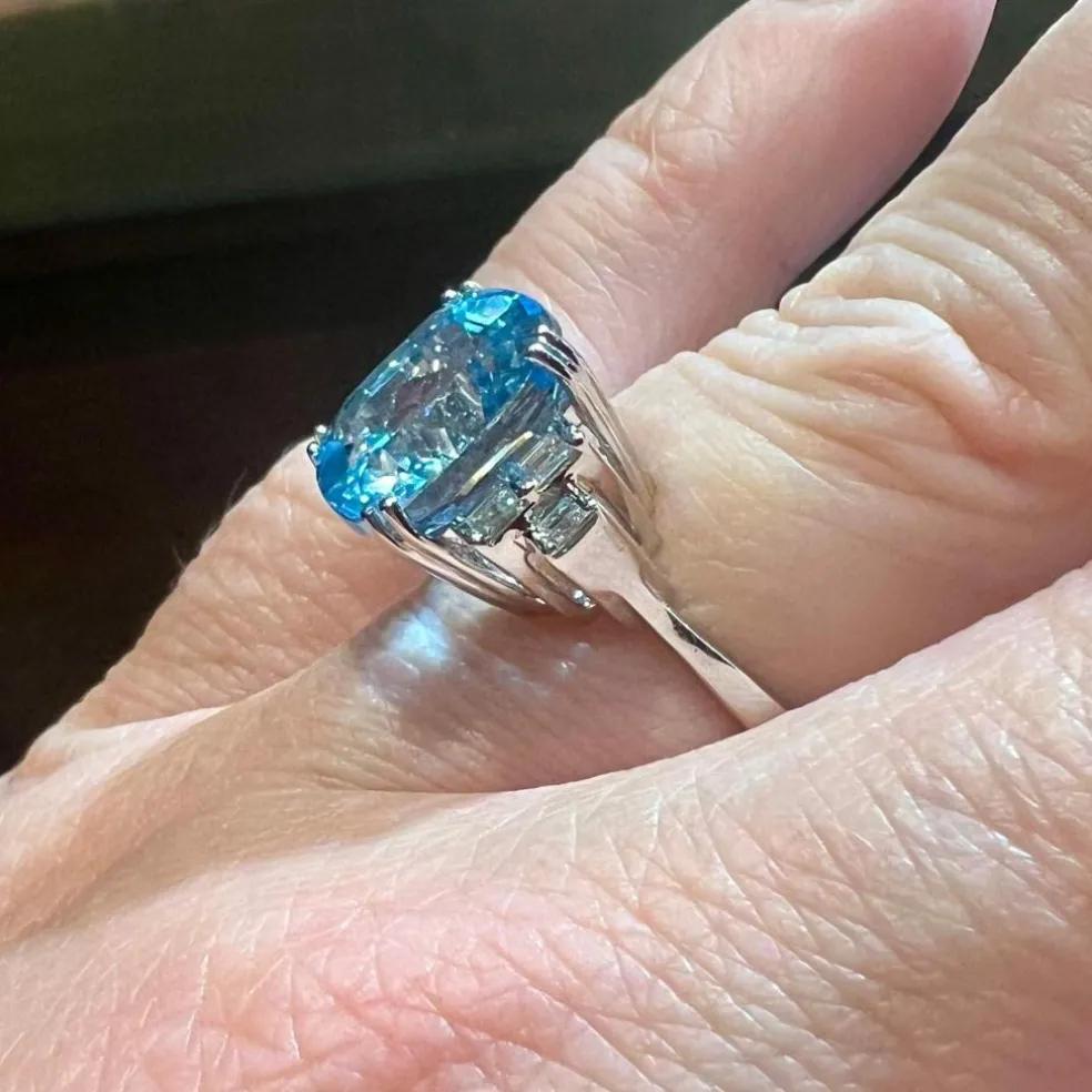 Bague Topaze Bleue 9.08 Ct Diamants