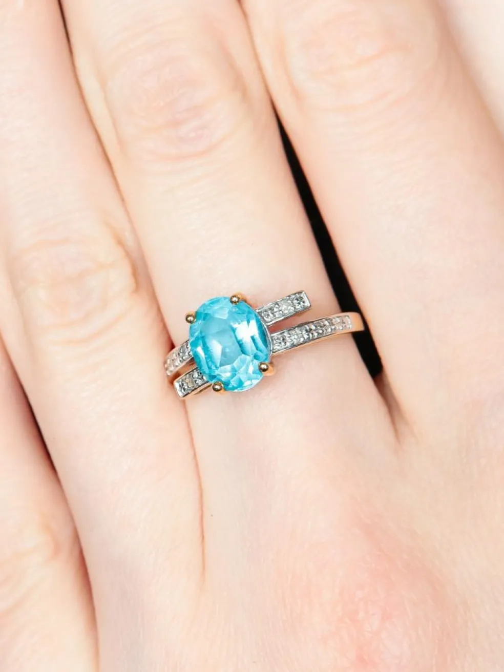 Bague Topaze bleue Diamants