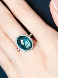 Bague Topaze bleue Diamants