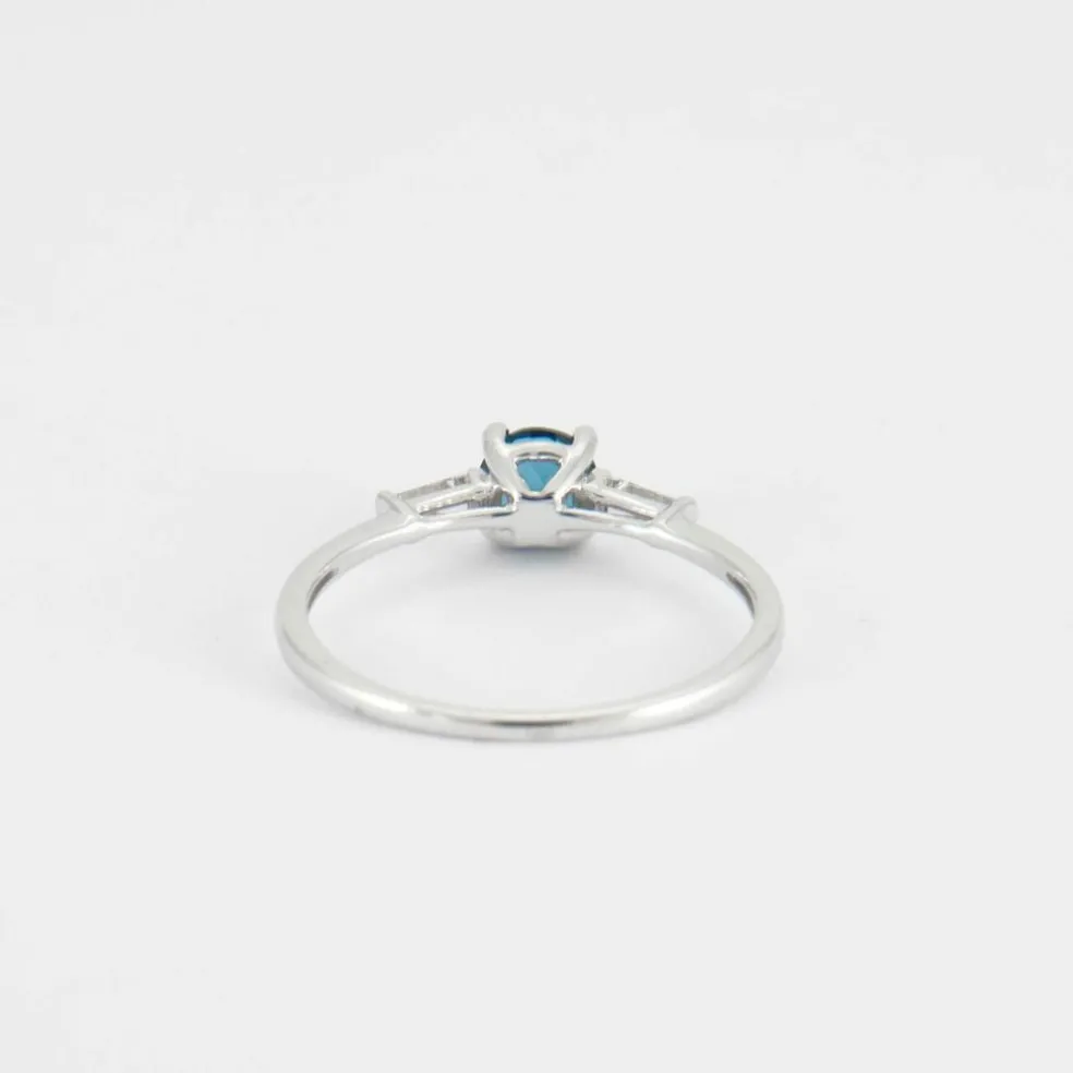 Bague topaze blue London, diamants
