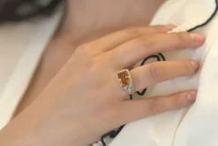 Bague topaze naturelle 8,24cts et diamants