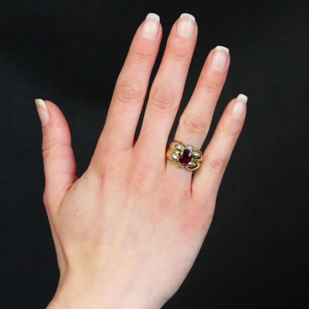 Bague tourmaline et diamants polylobée