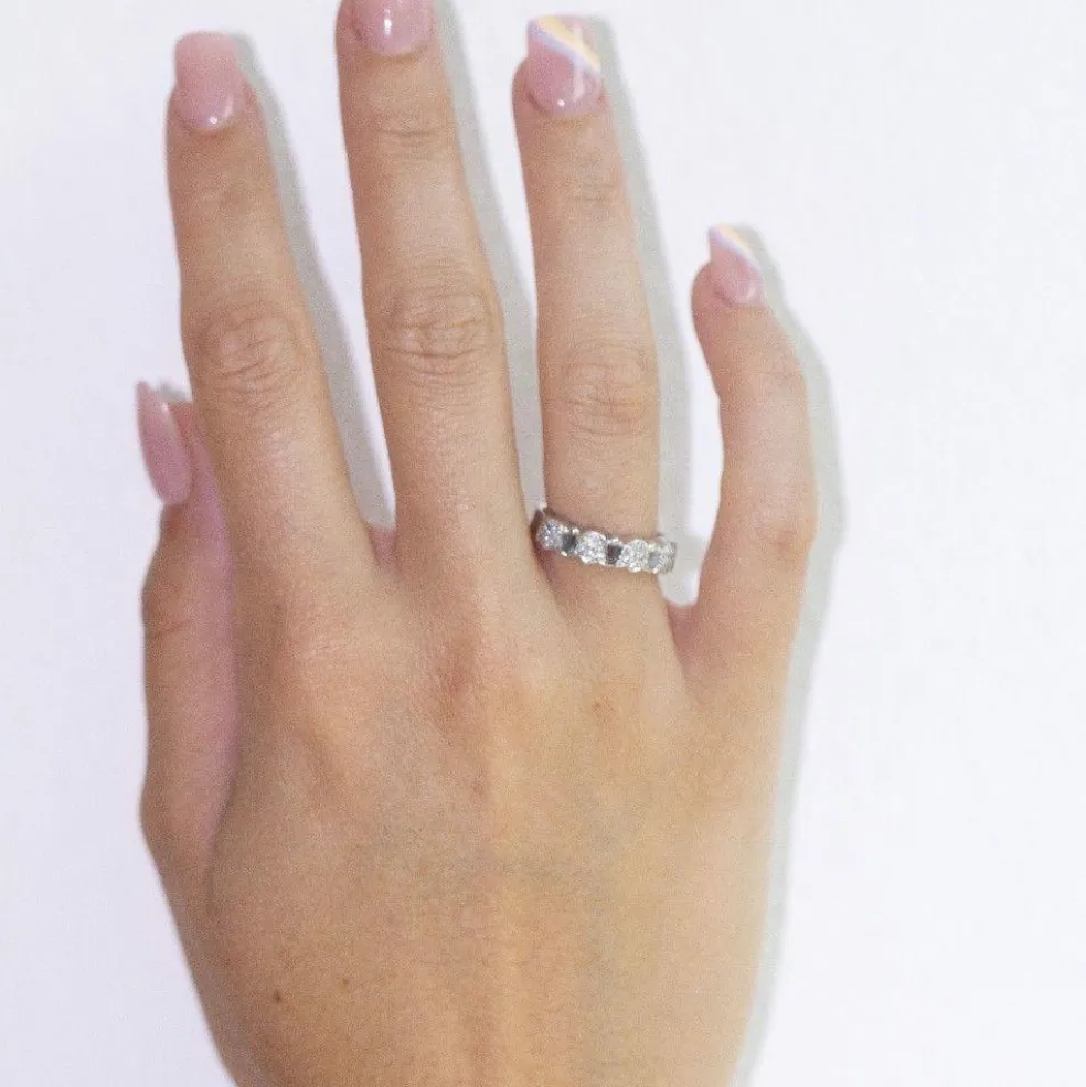 Bague TOUS TULIP en or et diamants.