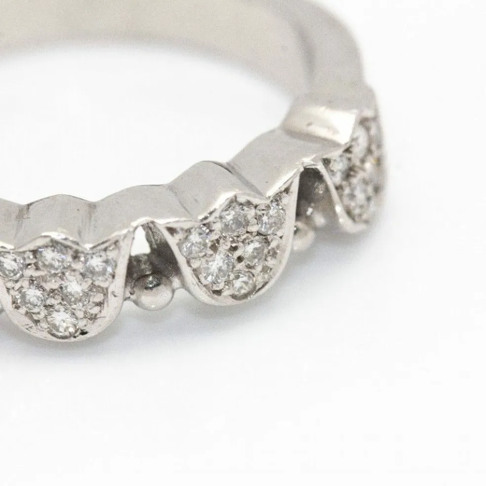 Bague TOUS TULIP en or et diamants.