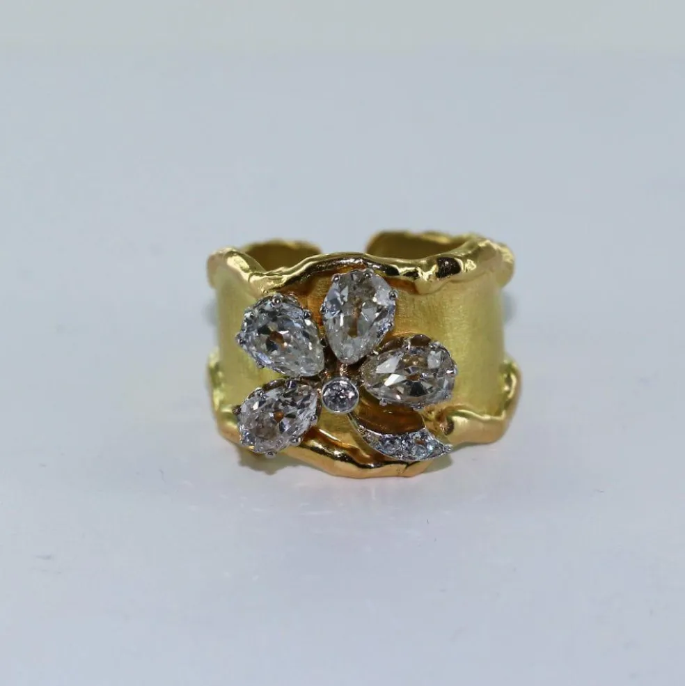Bague trèfle diamants