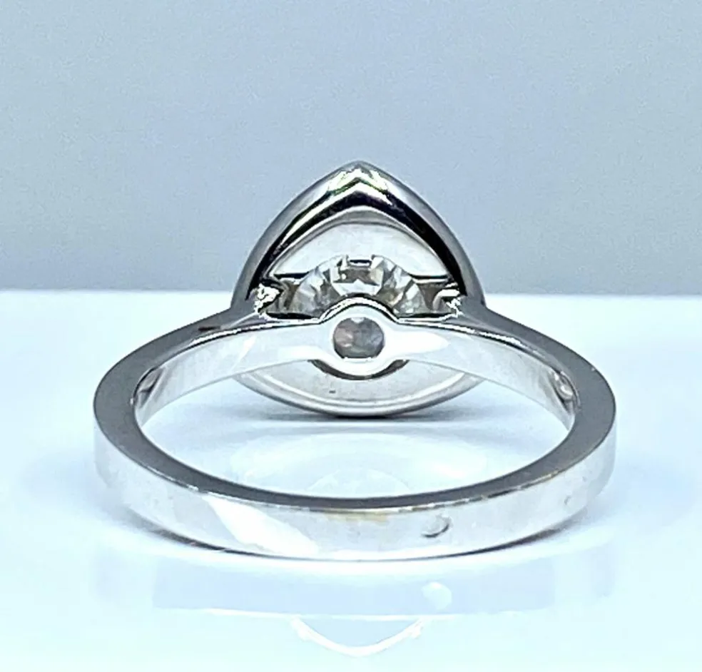 Bague Triangle diamant 1,10 carat