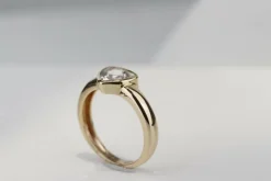 Bague Trillion or rose Aigue-Marine