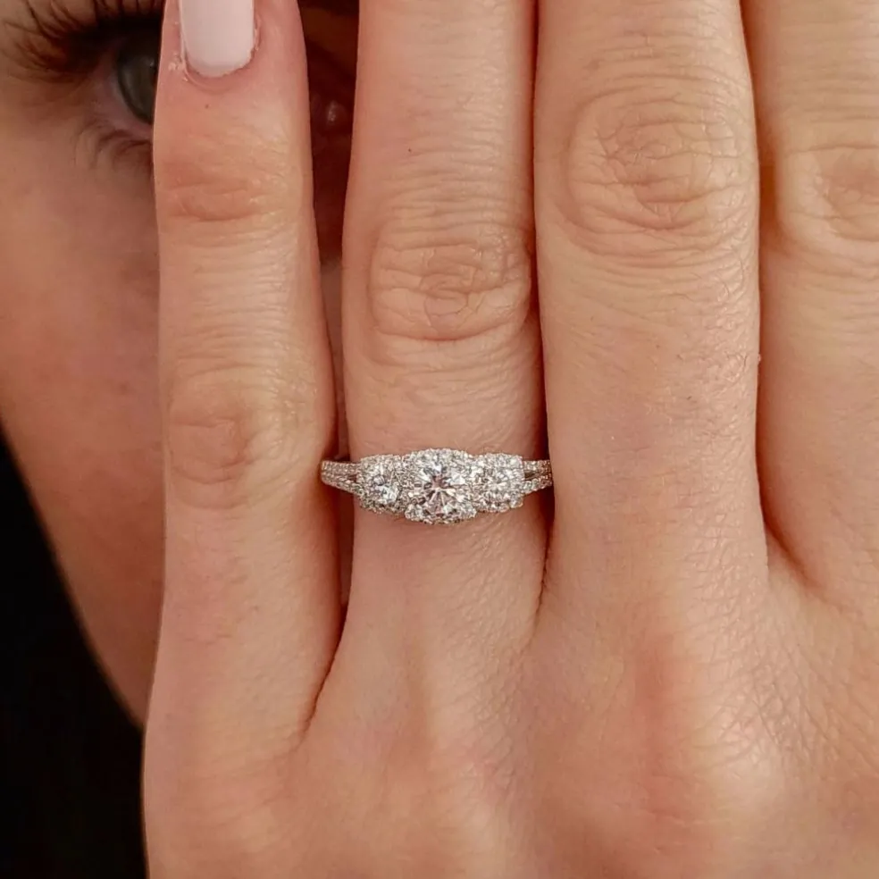 Bague trilogie diamants or blanc