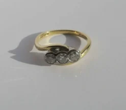 Bague trilogie diamants or bicolore