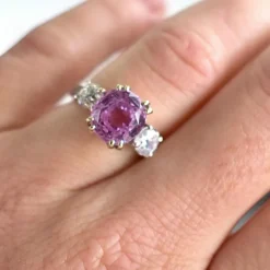 Bague Trilogie en Or 18 Carats, Saphir Ceylan Rose 5 Carats et Diamants