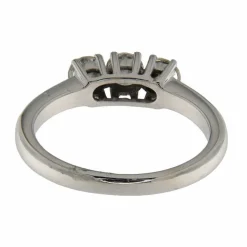 Bague trilogie en or blanc avec diamants de 0,63 ct