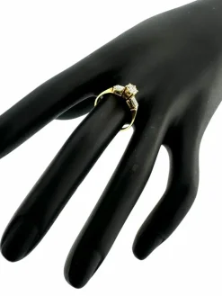 Bague trilogie en or jaune certifiée HRD avec diamants naturels de 0,80 carat