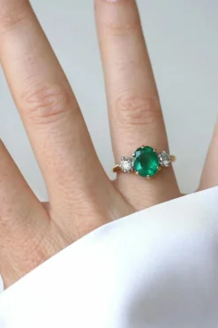 Bague Trilogie émeraude, diamants