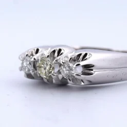 Bague trilogie or blanc et diamants