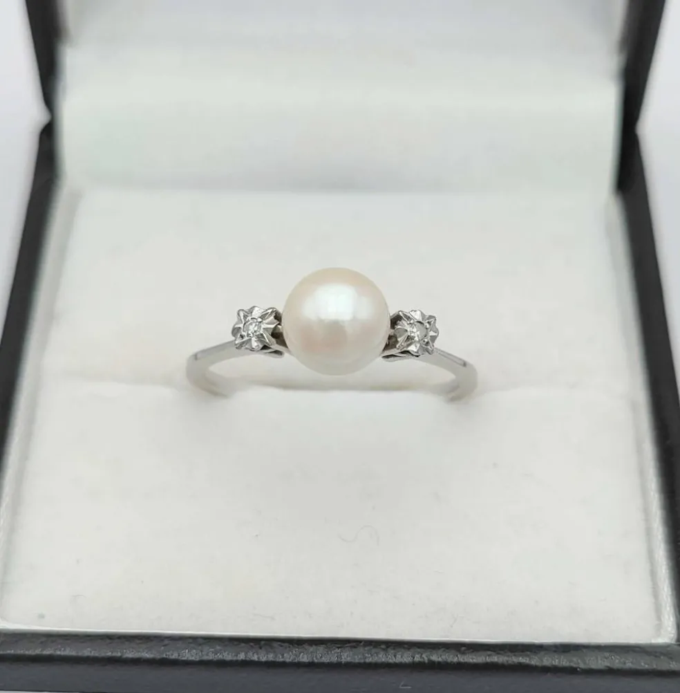 Bague trilogie perle et diamants