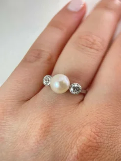 Bague Trilogie Platine, Perle et Diamants