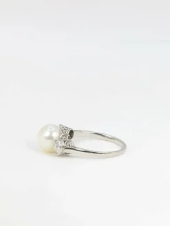 Bague Trilogie Platine, Perle et Diamants