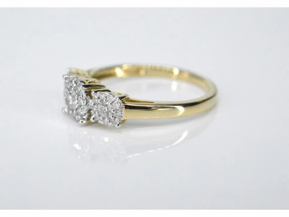Bague trinité en or jaune avec diamants