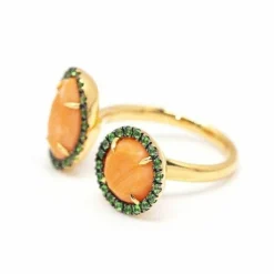Bague TSAVORITE en or et corail naturel